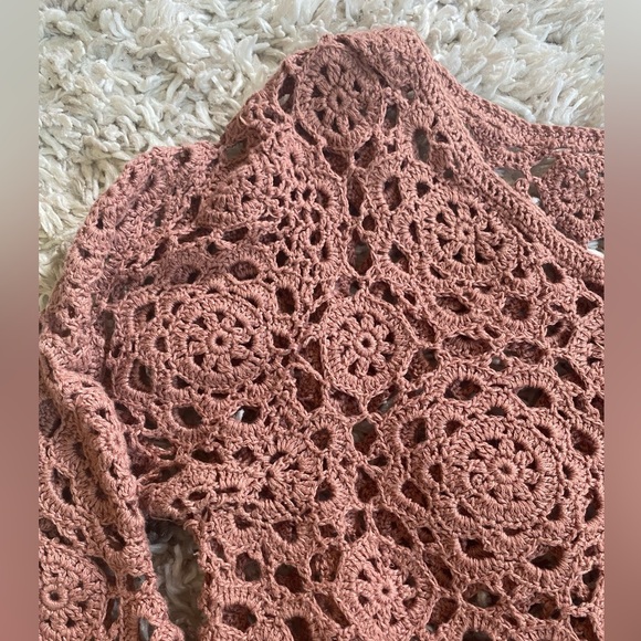 Crochet top long sleeve Forever 21 - Picture 2 of 5